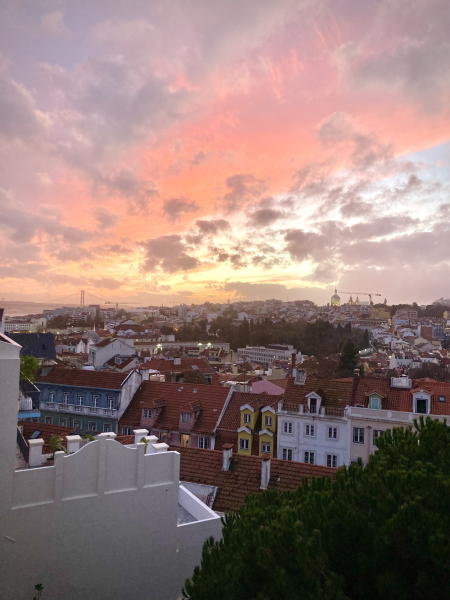 overnachten-bij-casa-do-jasmim-bairro-alto-met-uitzicht-over-lissabon