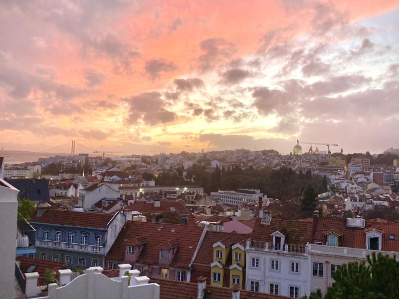 overnachten-bij-casa-do-jasmim-bairro-alto-met-uitzicht-over-lissabon